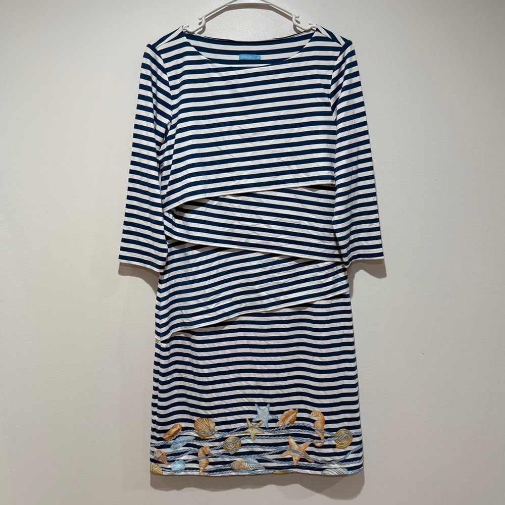 J McLaughlin Catalina Nicola Tiered Dress‎ Medium M Striped Nautical Seashells